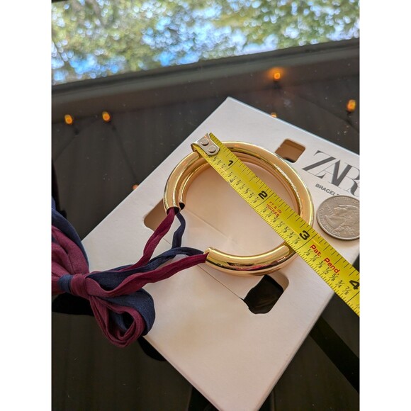 ZARA Bracelets Womens Metal Polished Golden Bangles Pack of 2 Ribbons Blue Wine - Picture 3 of 6